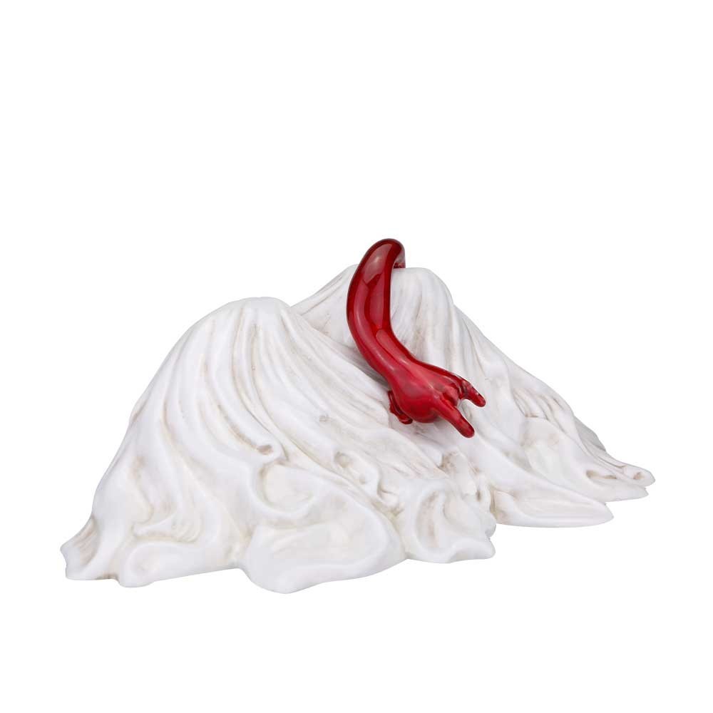 scultura-la-napoli-misteriosa-vesuvio-con-mano-lava (1)